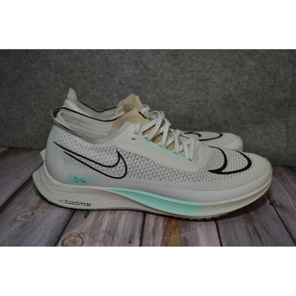 Nike ZoomX Streakfly Shoes Mens 7.5 White Racing Running Sneakers FV0166-101